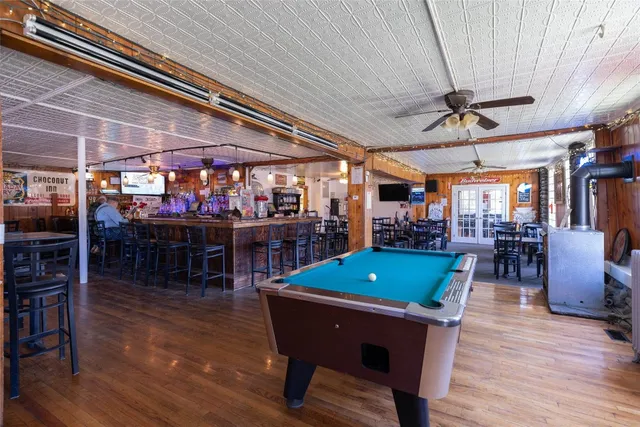 $640,000 | 10 Quaker Lake Road, Friendsville, PA 18818