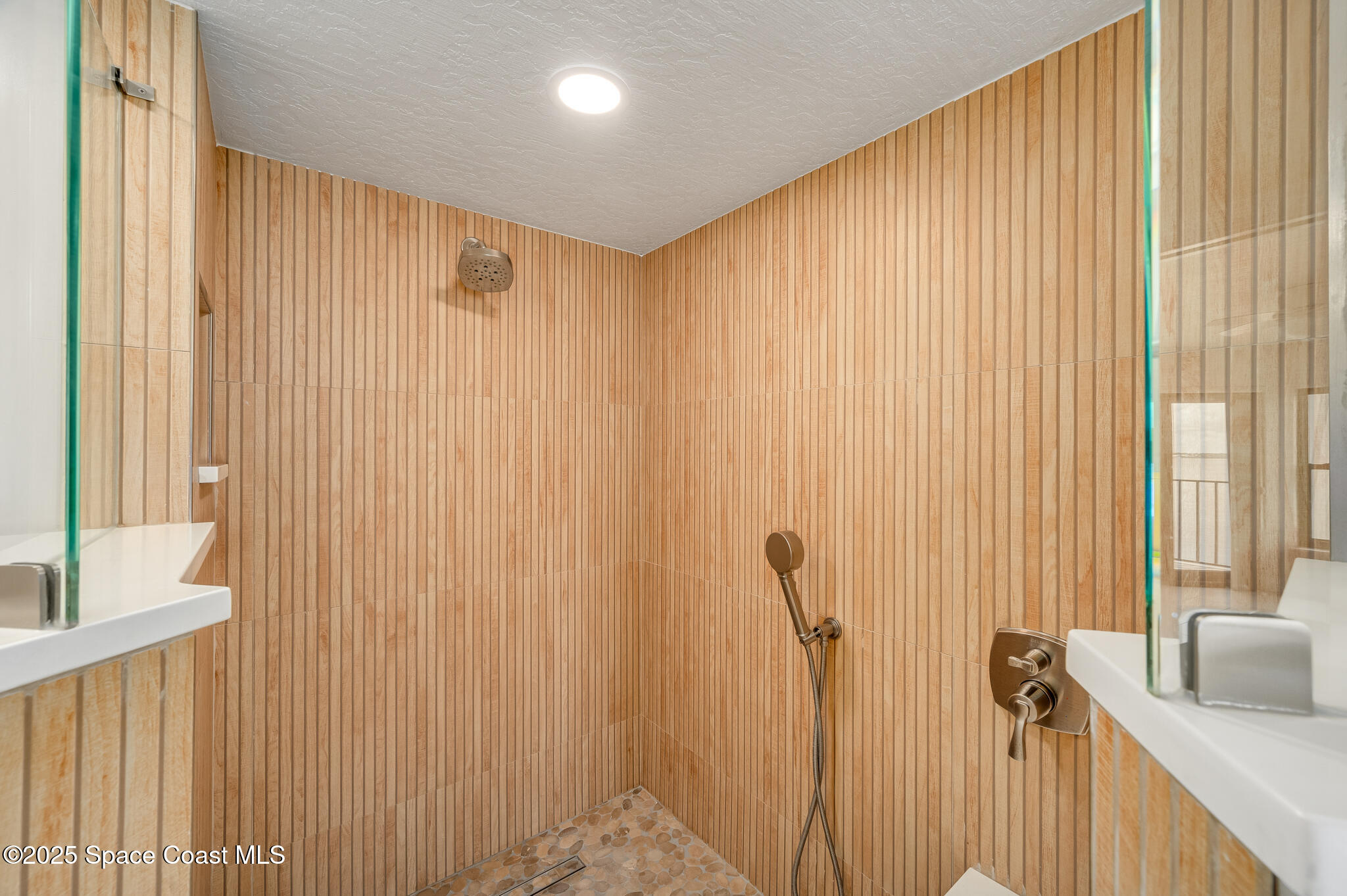 3220 River Villa Way, Unit 141 Melbourne Beach, FL 32951 - Photo 17 of 79 Primary Bathroom