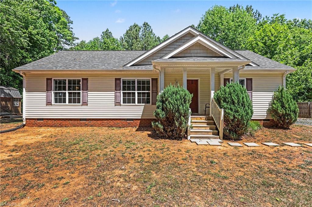4305 Young Road Asheboro, NC 27205 - Photo 2 of 25