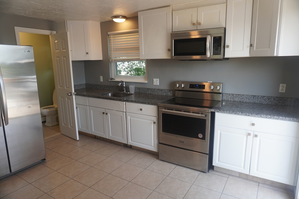 9 Hesper Street, Unit 9 Lynn, MA 01905 - Photo 7 of 20