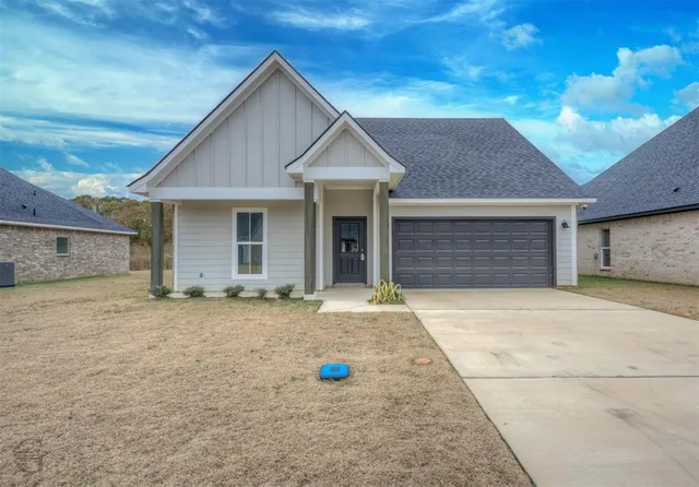 $284,115 | 5049 Falcon Bay Drive, Shreveport, LA 71107