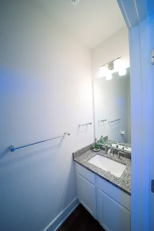 $1,995 | 162 Elisha Drive, Liberty Hill, TX 78642