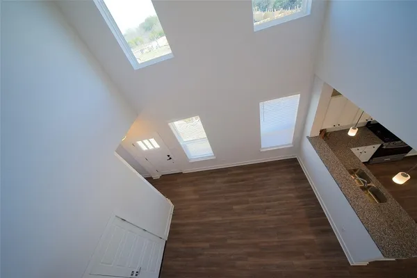 $1,995 | 162 Elisha Drive, Liberty Hill, TX 78642