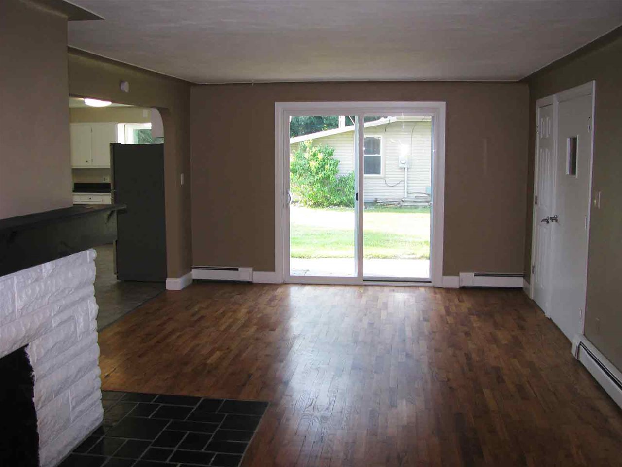 210 Worth Road Auburn, IN 46706 - Photo 7 of 30 Gallery Image 7