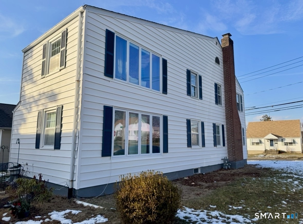 249 Canaan Road Stratford, CT 06614 - Photo 4 of 14