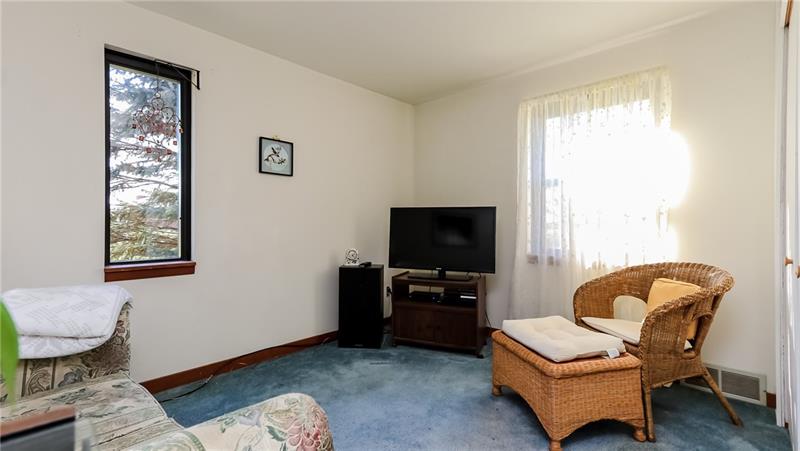 2528 Willowbrook Road Pittsburgh, PA 15241 - Photo 13 of 25 Gallery Image 13