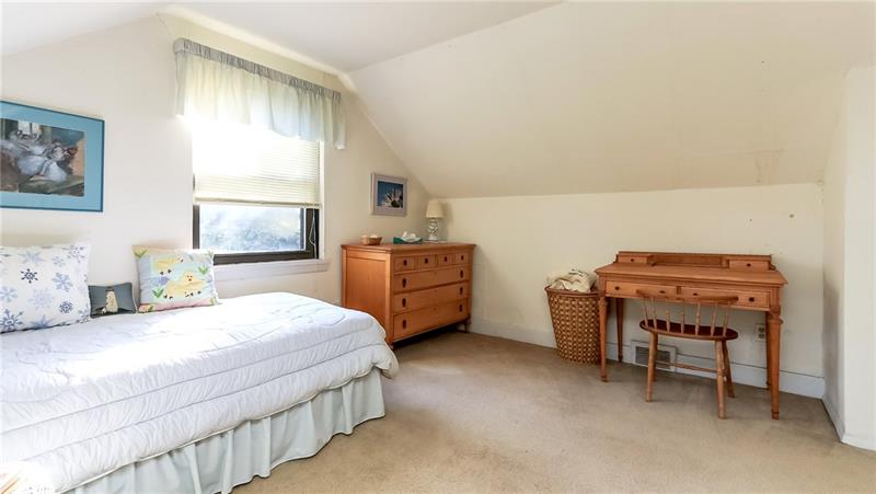 2528 Willowbrook Road Pittsburgh, PA 15241 - Photo 19 of 25 Gallery Image 19