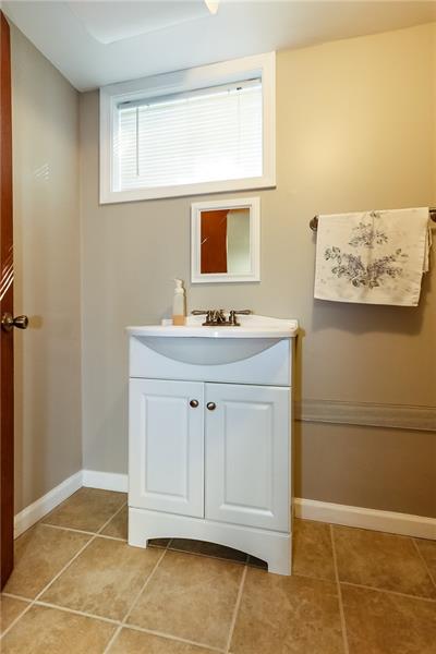 2528 Willowbrook Road Pittsburgh, PA 15241 - Photo 20 of 25 Gallery Image 20
