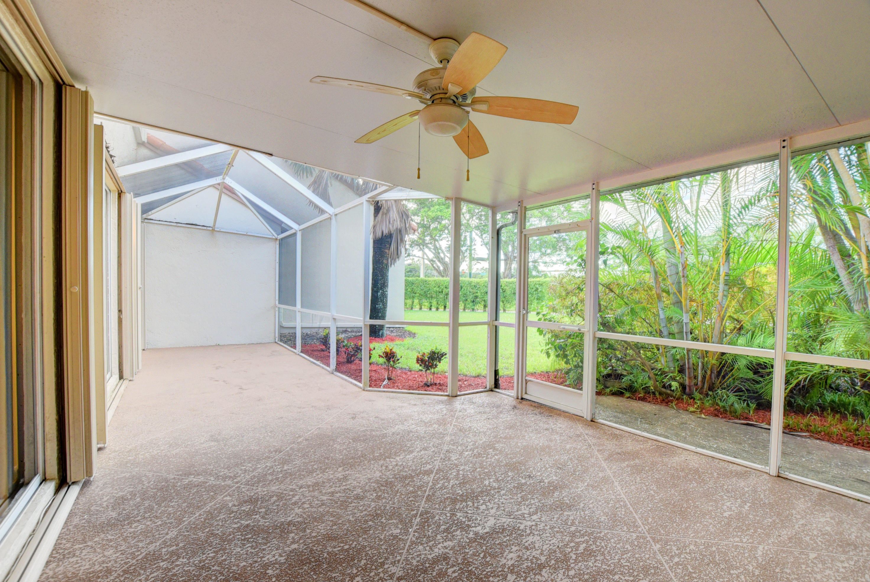 23449 Water Circle Boca Raton, FL 33486 - Photo 25 of 30 25