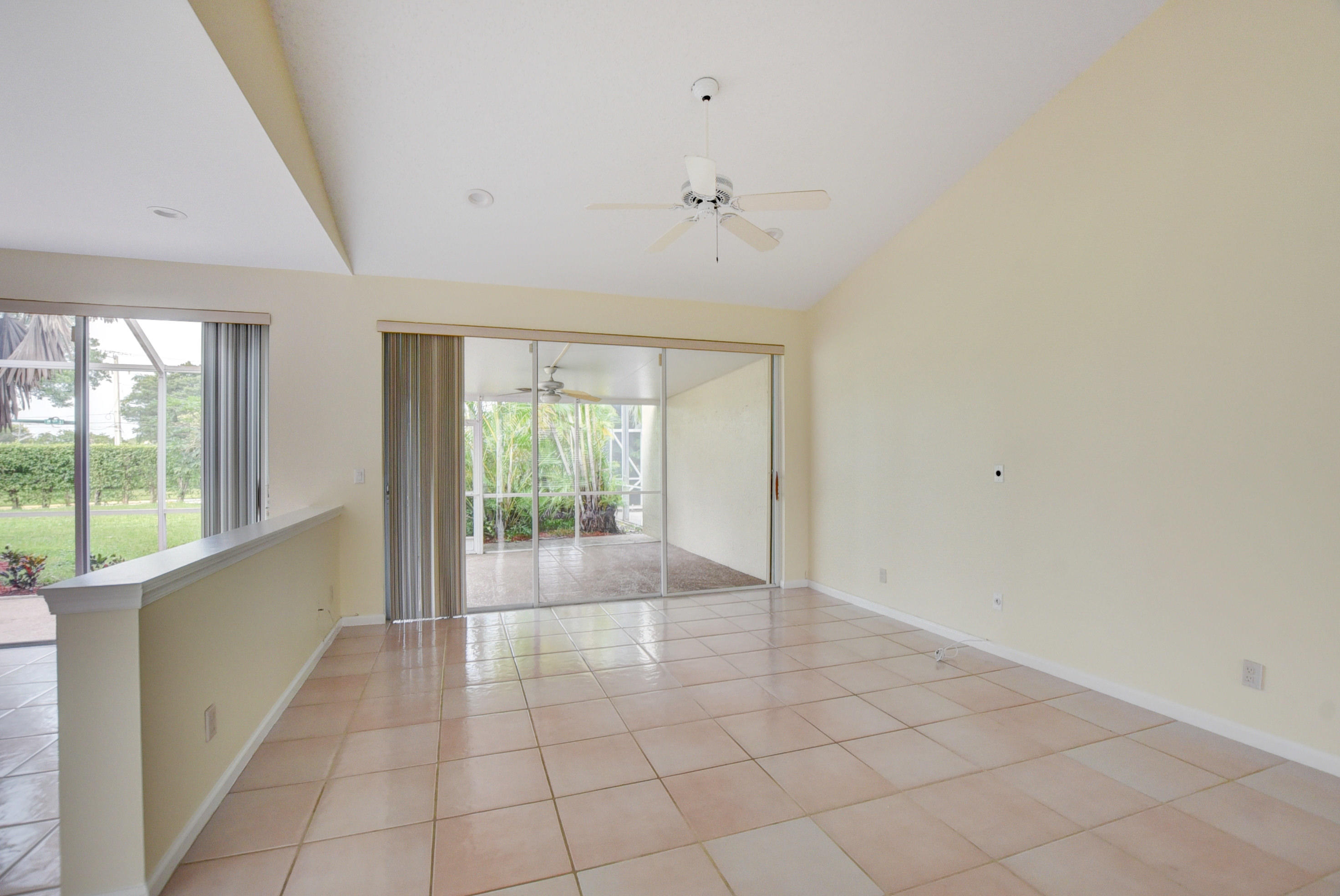 23449 Water Circle Boca Raton, FL 33486 - Photo 6 of 30 6