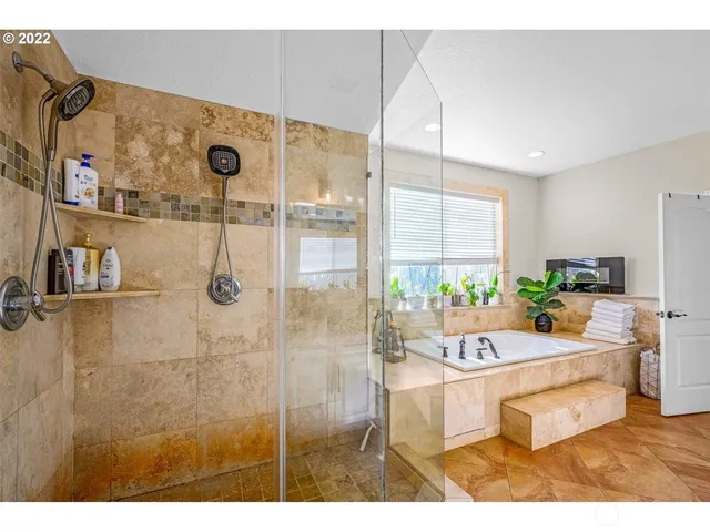 $1,249,000 | 381 Panda Road, Washougal, WA 98671