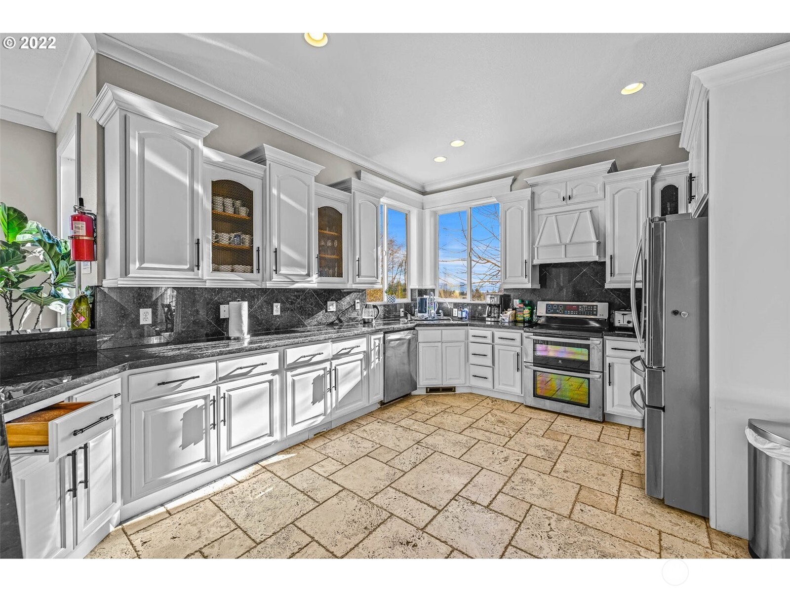 381 Panda Road Washougal, WA 98671 - Photo 3 of 31