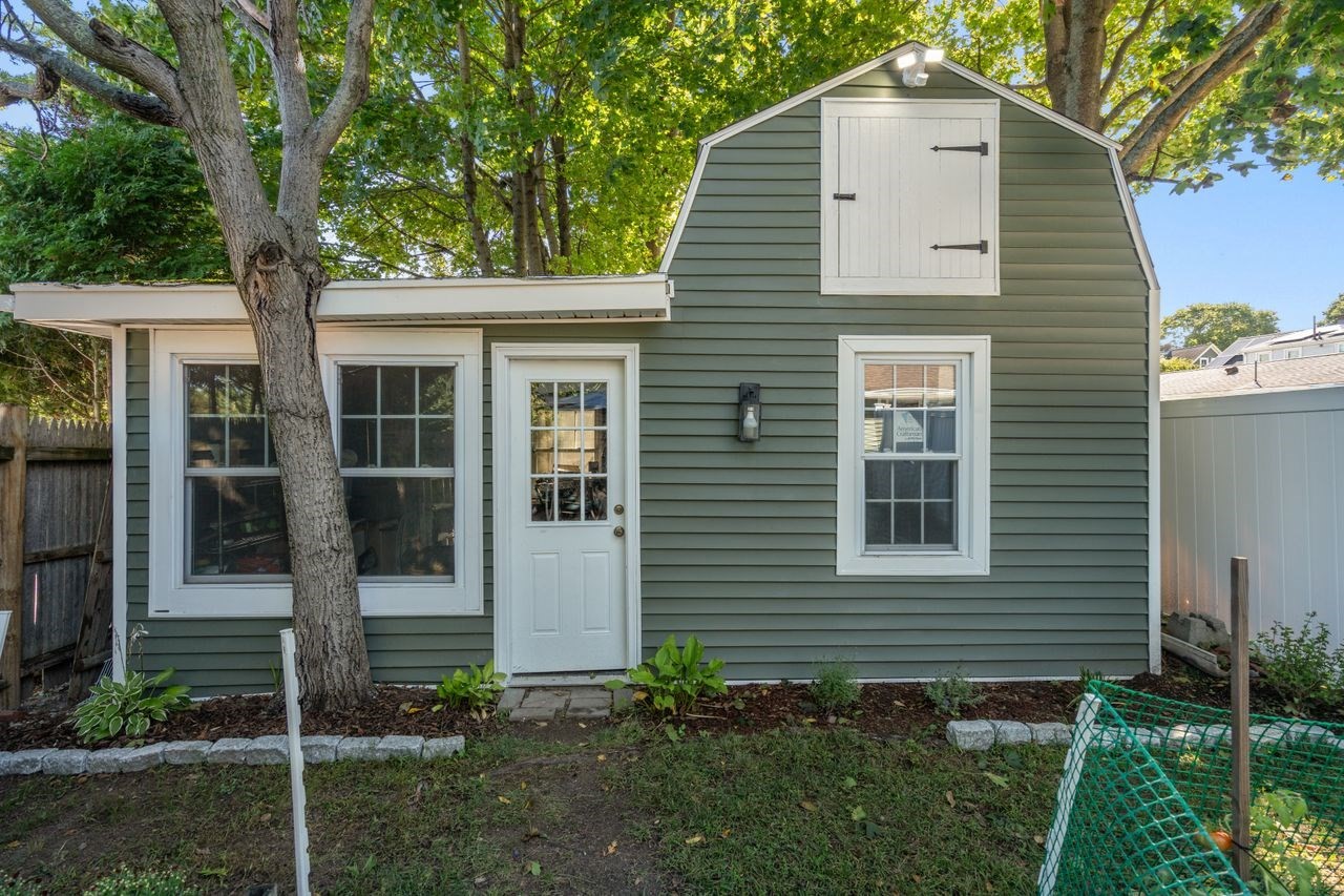 22 R Fay Road Framingham, MA 01702 - Photo 30 of 35 Gallery Image 30