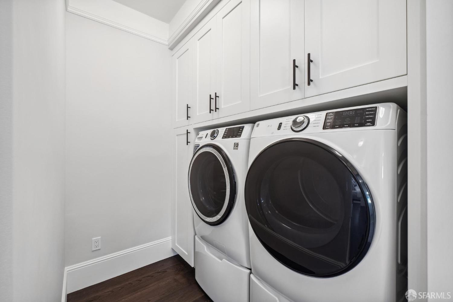 2518 Etna Street Berkeley, CA 94704 - Photo 60 of 99 a utility room with dryer and washer