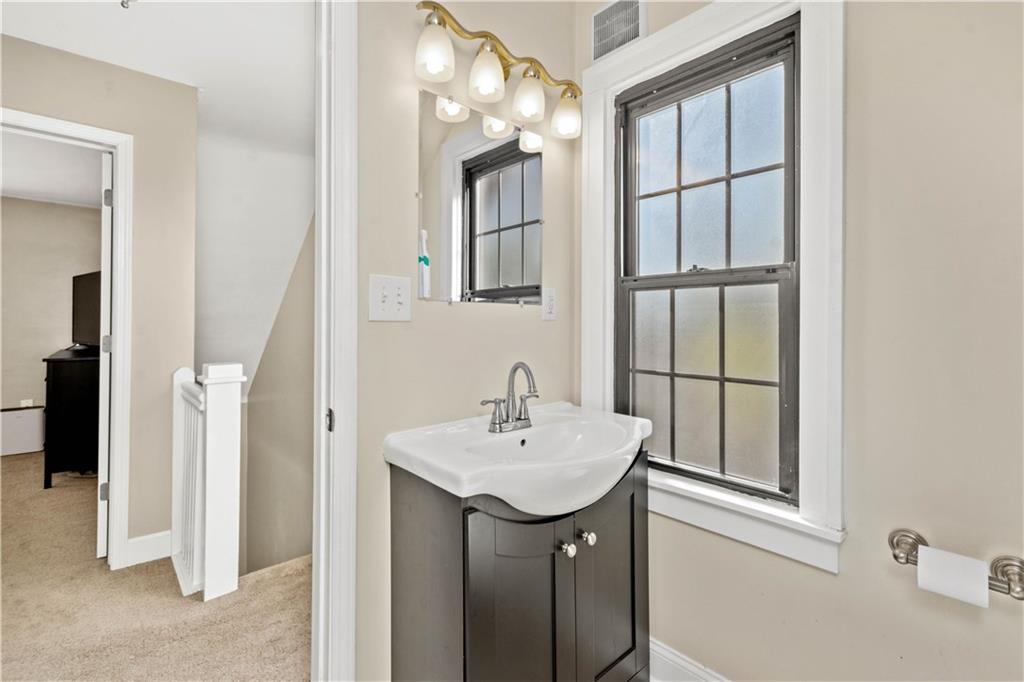 114 Klir Road Pittsburgh, PA 15209 - Photo 15 of 25