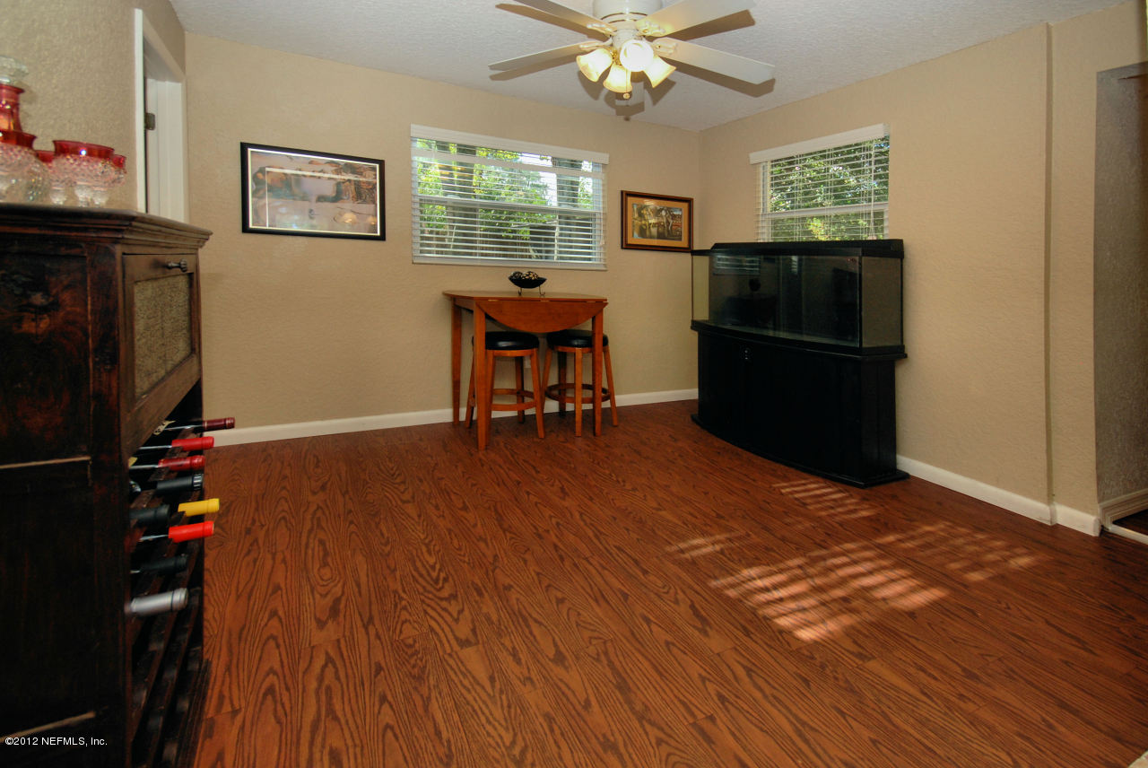 10460 Ebbitt Road Jacksonville, FL 32246 - Photo 10 of 11 bonus room