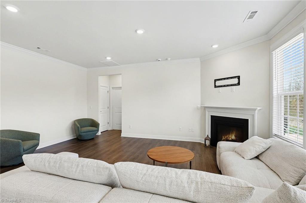 4290 Pelican Street High Point, NC 27265 - Photo 12 of 38