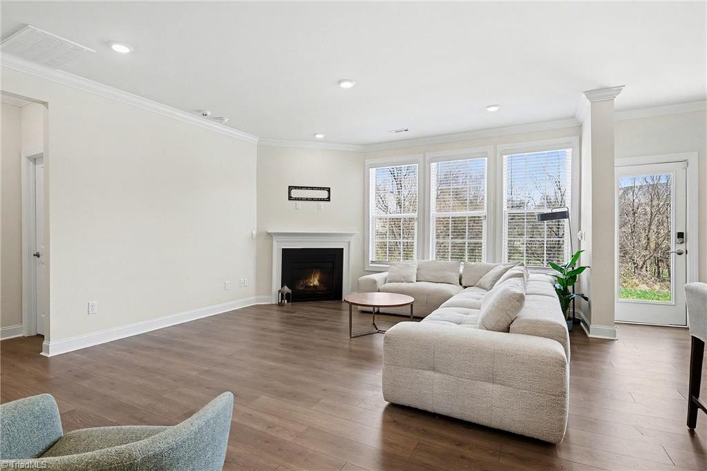 4290 Pelican Street High Point, NC 27265 - Photo 10 of 38