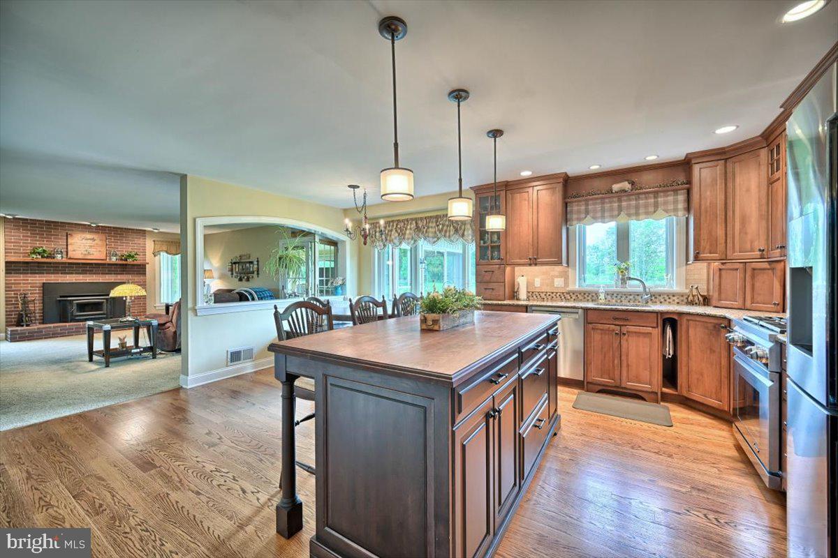 1064 Slotter Road Perkasie, PA 18944 - Photo 13 of 51