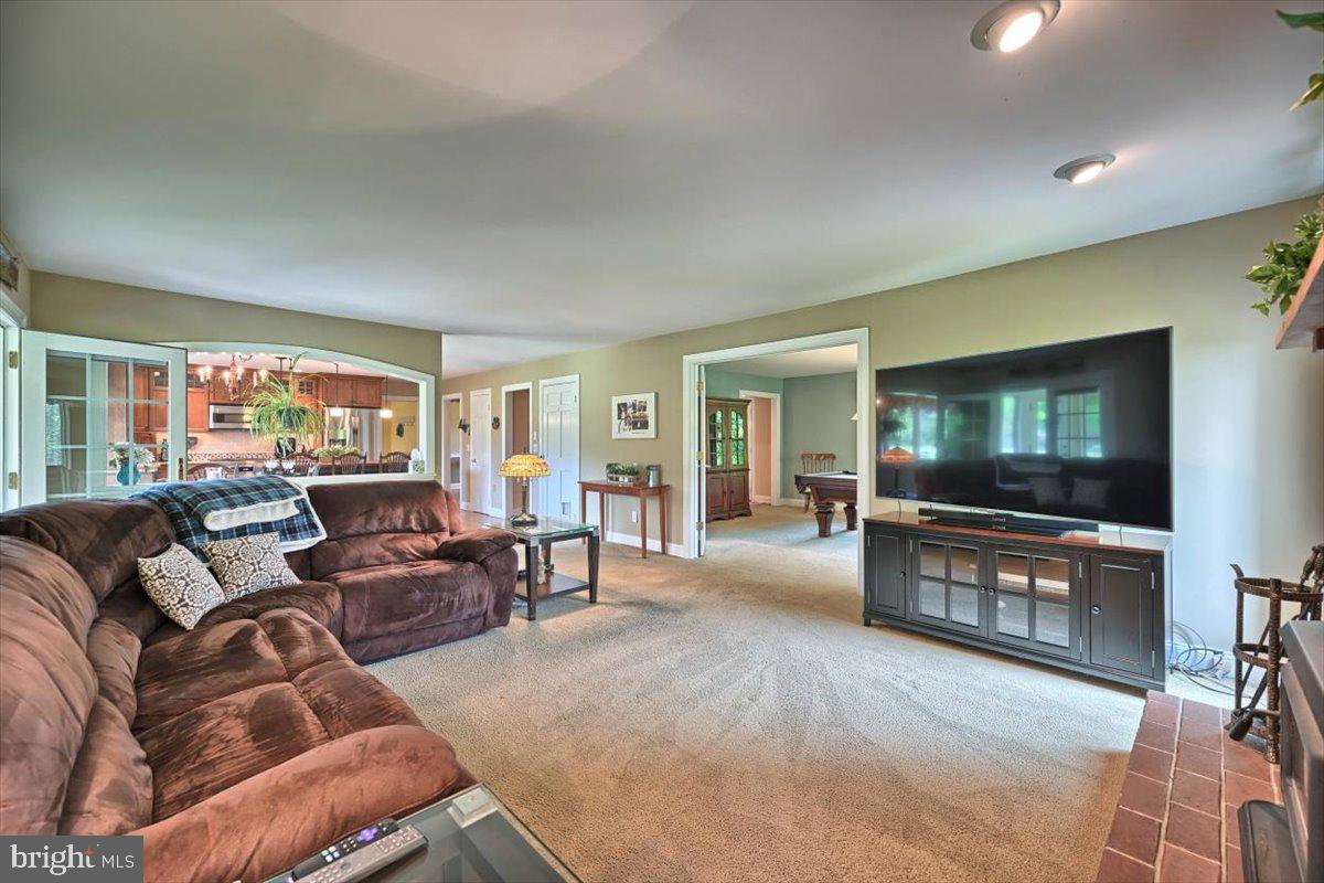 1064 Slotter Road Perkasie, PA 18944 - Photo 19 of 51