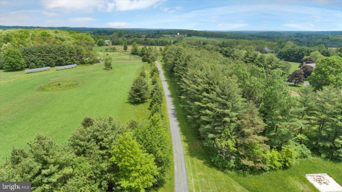 1064 Slotter Road Perkasie, PA 18944 - Photo 4 of 51