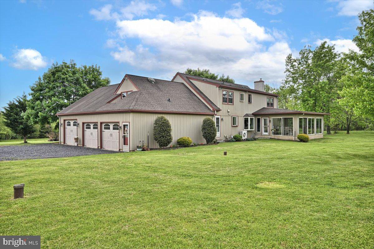 1064 Slotter Road Perkasie, PA 18944 - Photo 6 of 51