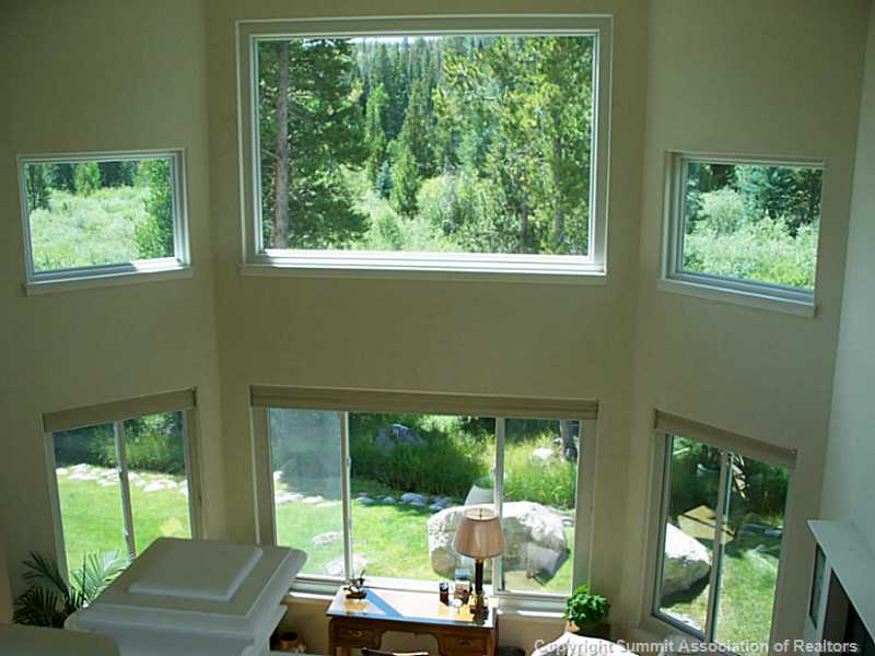 613 Willowbrook Road Silverthorne, CO 80498 - Photo 15 of 22 Living Room.