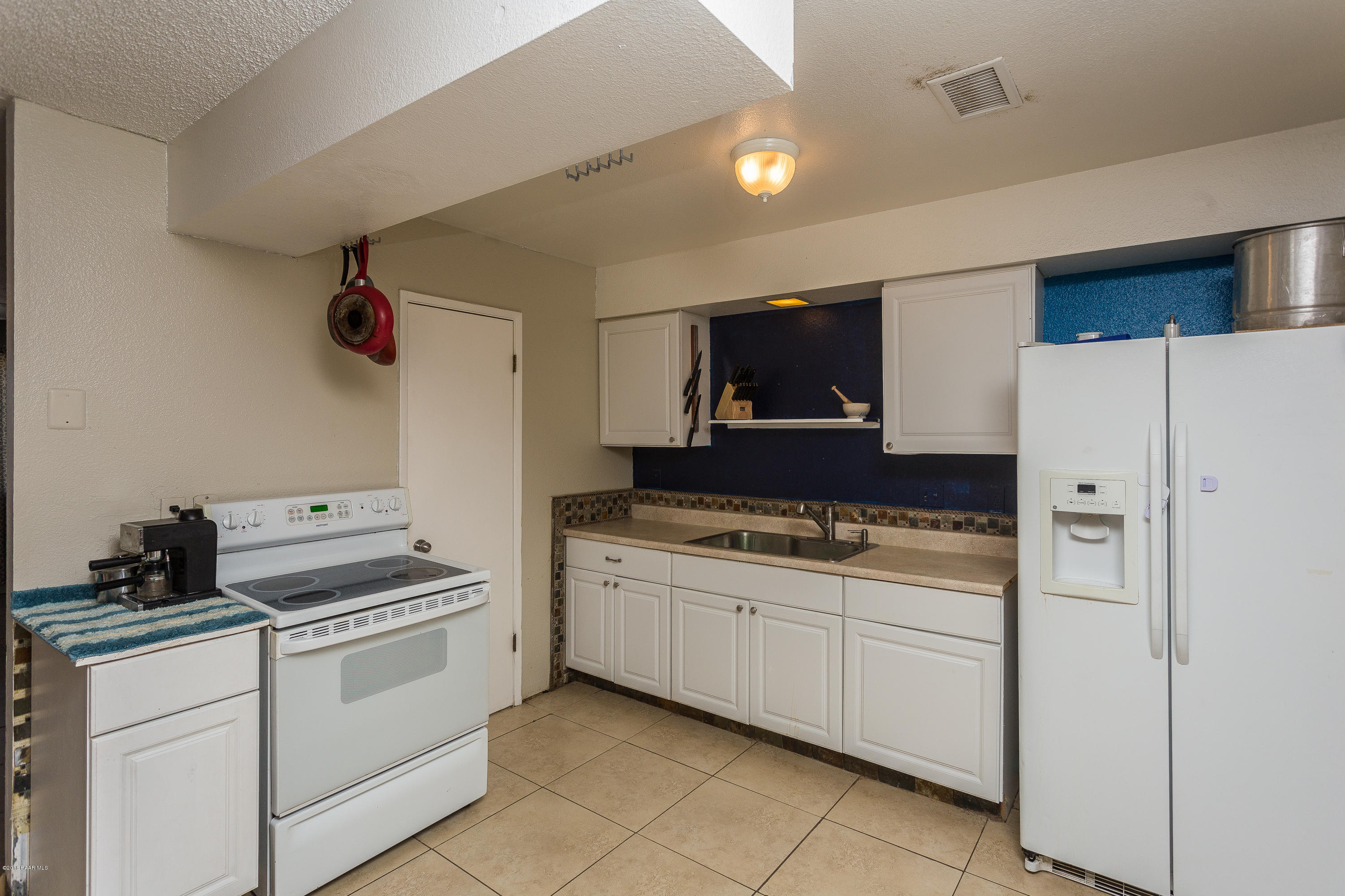 3360 North Tower Road Prescott Valley, AZ 86314 - Photo 9 of 16 Tower Kitchen 3