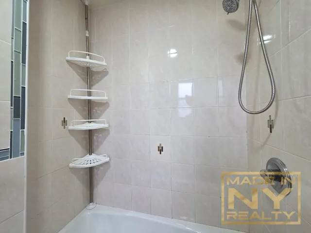 $2,900 | 135-26 78th Avenue, Unit 15 | Kew Gardens Hills