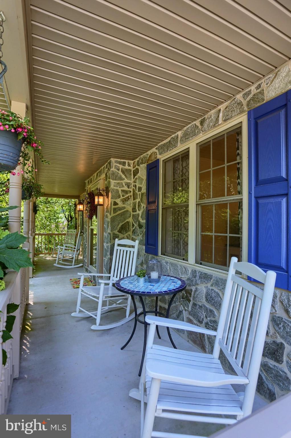 337 Candy Road Mohnton, PA 19540 - Photo 4 of 43