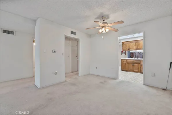 $434,900 | 26838 Avenue Of The Oaks, Unit C, Newhall, CA 91321