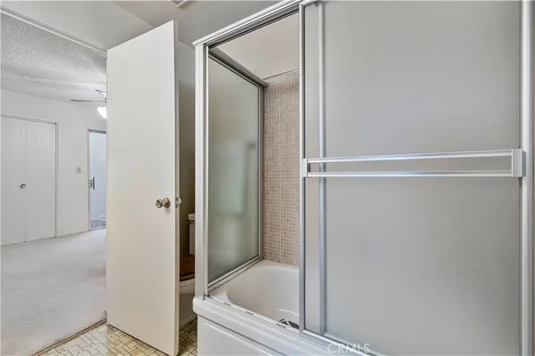 $434,900 | 26838 Avenue Of The Oaks, Unit C, Newhall, CA 91321