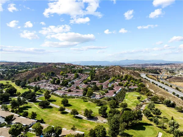 $434,900 | 26838 Avenue Of The Oaks, Unit C, Newhall, CA 91321