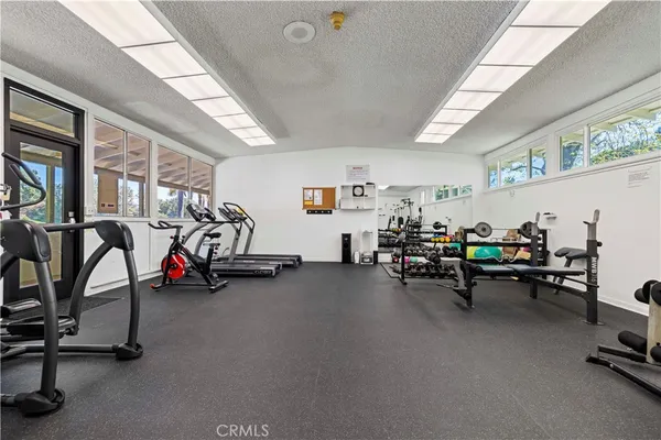 $434,900 | 26838 Avenue Of The Oaks, Unit C, Newhall, CA 91321
