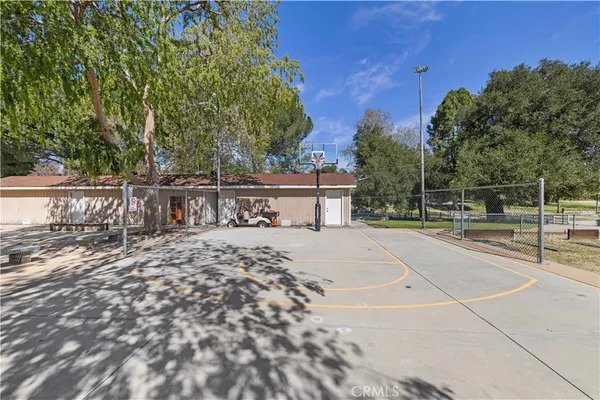 $434,900 | 26838 Avenue Of The Oaks, Unit C, Newhall, CA 91321
