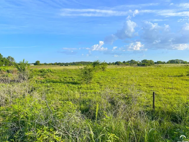 $205,000 | 1379 Pawnee Road, Pomona, KS 66076