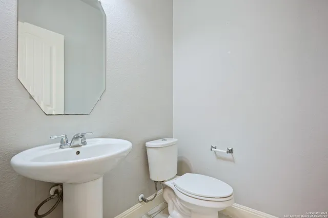 $340,000 | 10435 Queensland Way, Converse, TX 78109