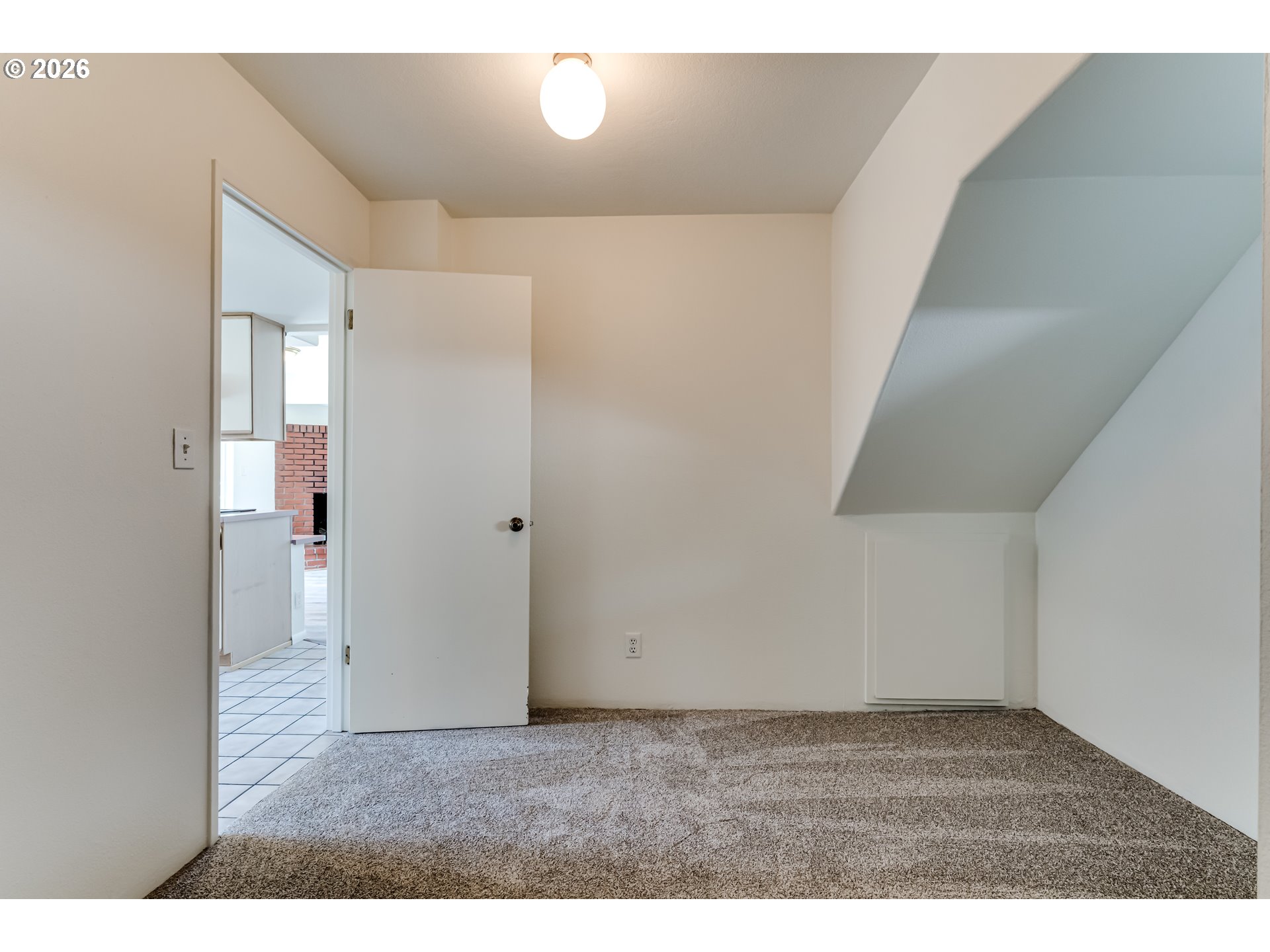 925 Grant Street Eugene, OR 97402 - Photo 9 of 19