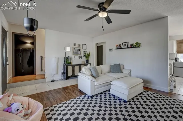 $385,000 | 2827 Gomer Avenue, Colorado Springs, CO 80910