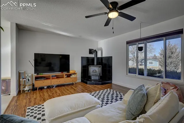 $385,000 | 2827 Gomer Avenue, Colorado Springs, CO 80910