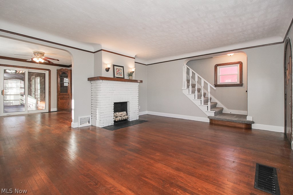 4348 Fulton Road Cleveland, OH 44144 - Photo 2 of 30 Gallery Image 2