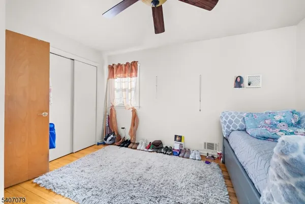 $795,000 | 1 Oak Grove Road, Flemington, NJ 08822