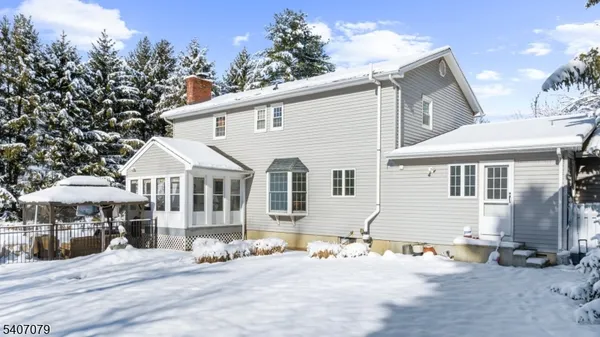 $795,000 | 1 Oak Grove Road, Flemington, NJ 08822