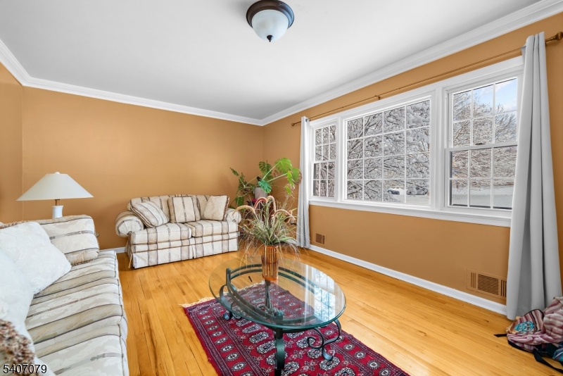 1 Oak Grove Road Flemington, NJ 08822 - Photo 8 of 30