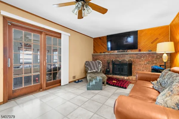 $795,000 | 1 Oak Grove Road, Flemington, NJ 08822