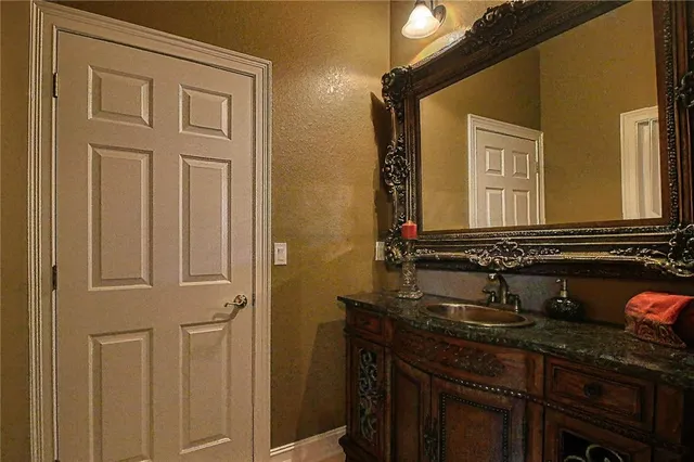 $6,500 | 110 Portofino Drive, North Venice, FL 34275