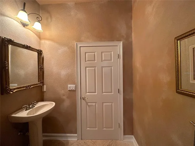 $6,500 | 110 Portofino Drive, North Venice, FL 34275