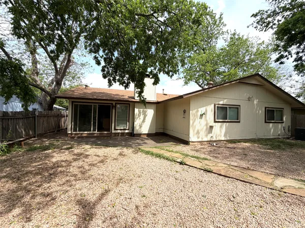 $2,150 | 12212 Wallingstone Lane, Austin, TX 78750