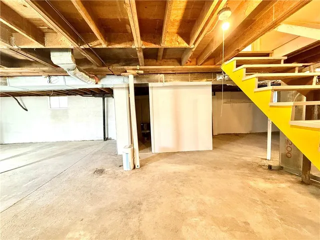 a view of a indoor garage