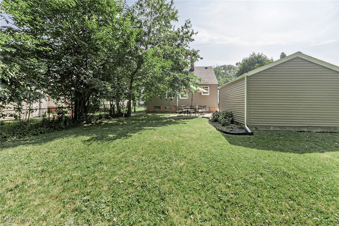 1348 Churchill Road Lyndhurst, OH 44124 - Photo 33 of 34